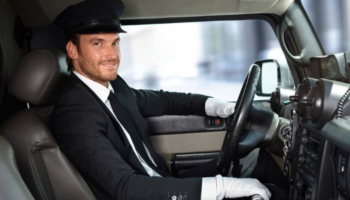 Benefits of Booking a Private Chauffeur for Corporate Travel