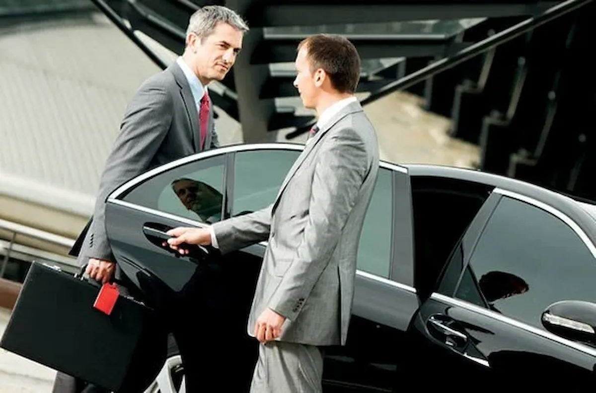 Business Chauffeur München für Firmenkunden und Geschäftsreisende